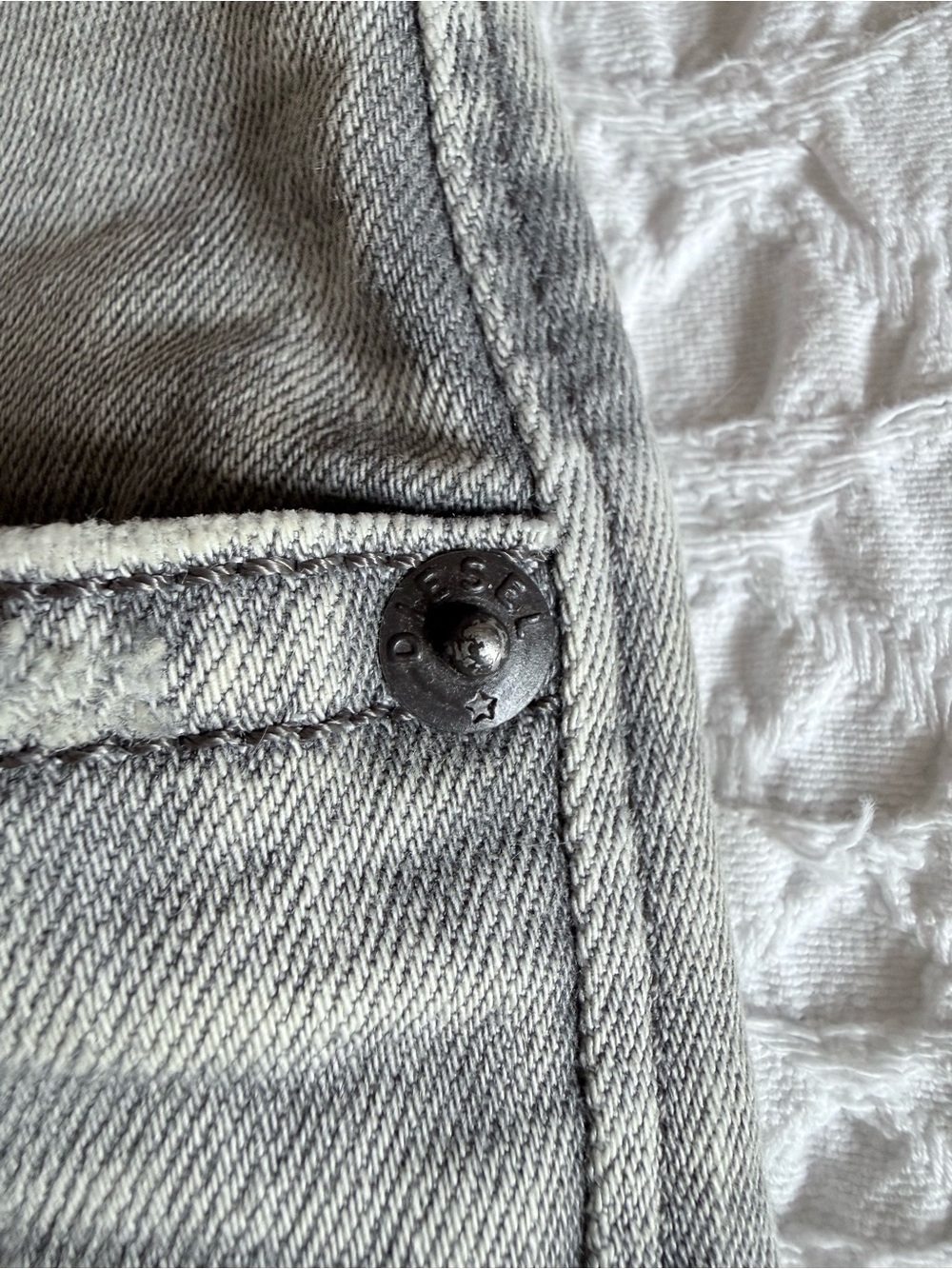 Diesel Buster Slim Tapered Jeans R99J6 Grey Stretch Men's W33 L32 NWT - Picture 14 of 16